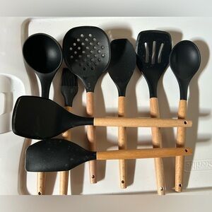 NEVER USED silicone kitchen utensils